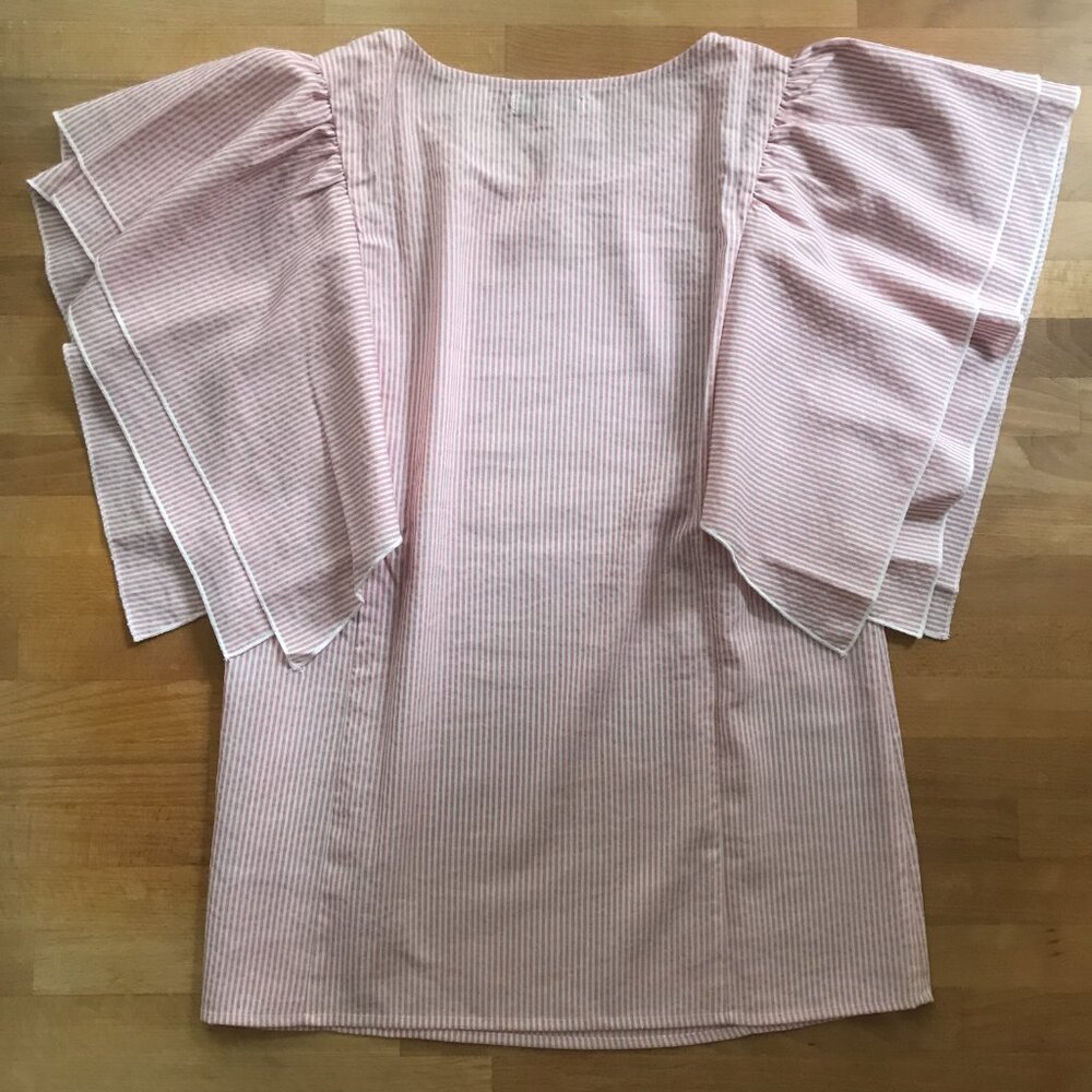 A Dip Of Darling Striped Blouse with Ruffled Flutter Sleeves Cotton S - Picture 5 of 6